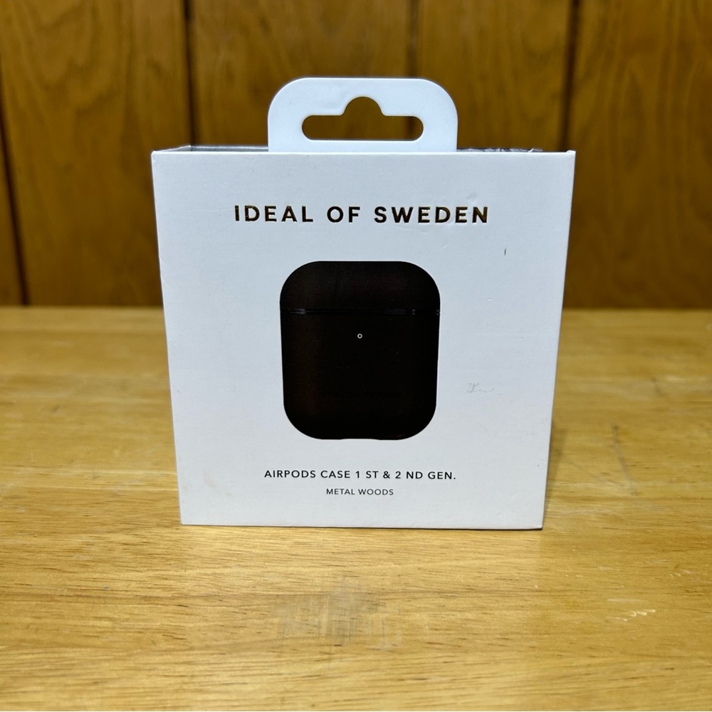 Ideal of Sweden Case for Apple AirPods 1/2 Gen Metal Woods Olive Green NEW